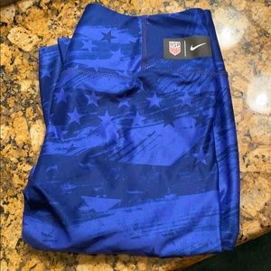 Nike Dri Fit USA Leggings, Size M